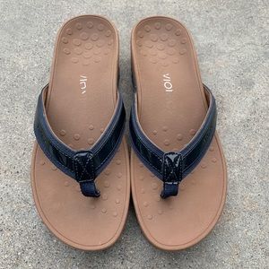 Vionic V7 High Tide Toe Post/Thong Wedge Sandals